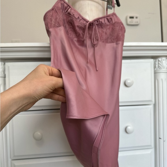 Urban Outfitters satin slip dress — dusty rose — size M - Picture 7 of 16
